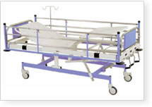 MW - 07 (B): ICU BED FIXED HEIGHT WITH FULL LENGTH COLLAPSIBLE RAILINGS