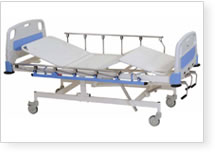 MW - 07 (D): ADVANCED ICU BED FIXED HEIGHT WITH NEW DESIGN COLLAPSIBLE SIDE RAILINGS 